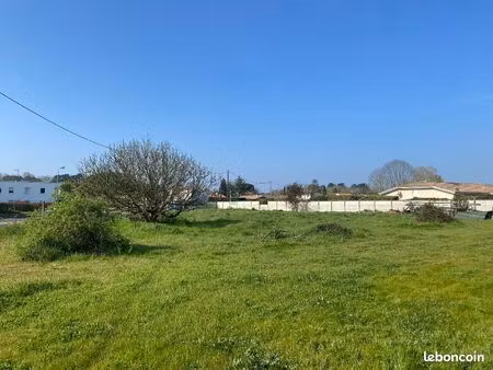 terrain 645 m² saint medard en jalles