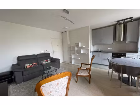 location appartement  43.31 m² t-2 à bourg-la-reine  1 300 €