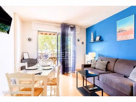 studio 1 pièce 28 m²