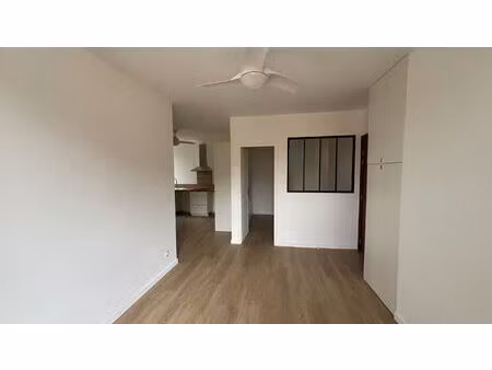 centre ville - appartement lumineux - 2/3 pièces principales - dernier étage