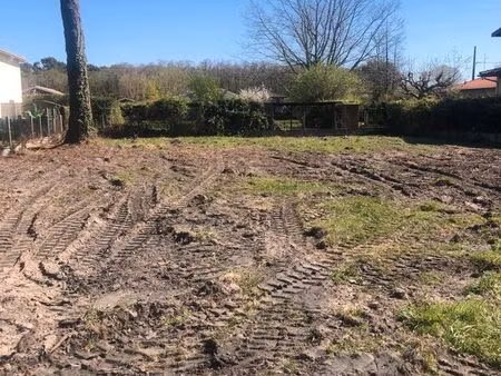 terrain 562m2 libre constructeur centre de lanton