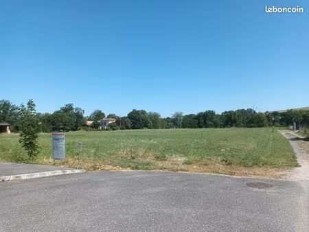 terrain viabilisé 490 m² en lotissement au taillan-médoc