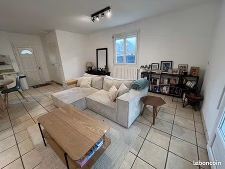 maison de plain-pied proche du lac