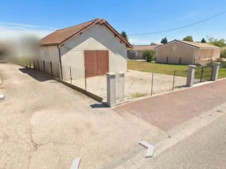 terrain et bâtiment