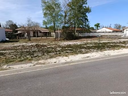 terrain viabilisé cestas 810 m²