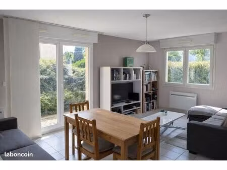 mérignac arlac appartement t3 lumineux de 67m2 avec piscine