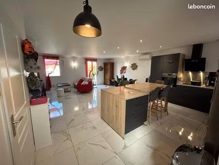 maison familiale 4 chambres – pièce de vie +40m² – terrain 1300 m² – environnement calme