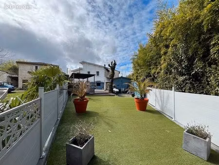 maison de ville 5 pièces 135 m²