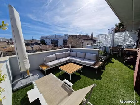 t3 avec 50 m2 de terrasses bastide