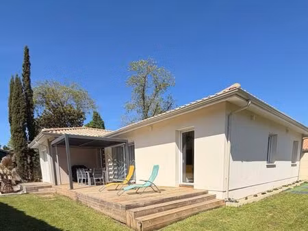 maison contemporaine de 2022 – collège à pied