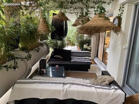 appartement cauderan t4 traversant avec terrasse 60 m2