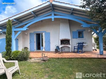 maison 8 pièces 157 m²