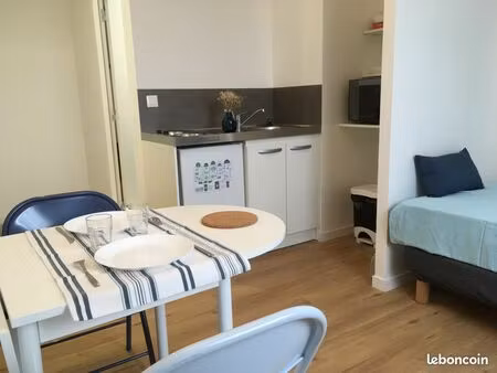 loue studio meublé 18 m2 565 cc