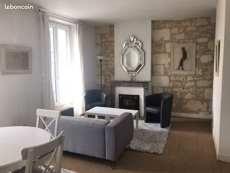 t2 meublé plein centre gambetta