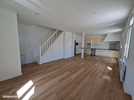 maison 4 pièces 80 m²