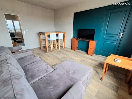 appartement 3 chambres- rénové- meublé- merignac proche bordeaux