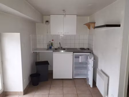 location appartement 1 pièce 42.47 m² à chaumont (52000)  320 €