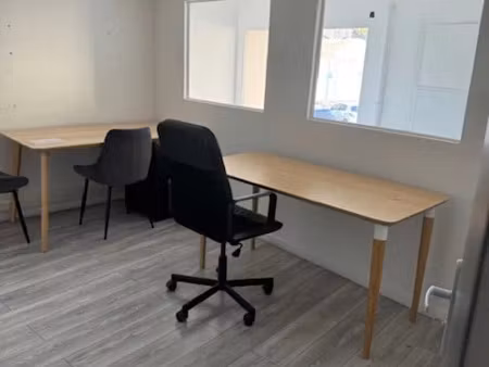 location locaux professionnels 1 pièce 15 m² à marseille 6ème (13006)  280 €