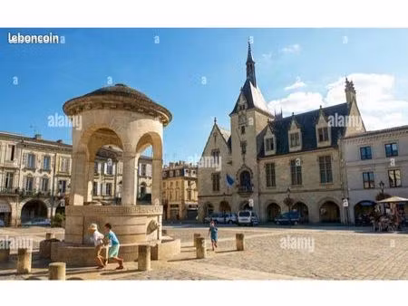 local top emplacement