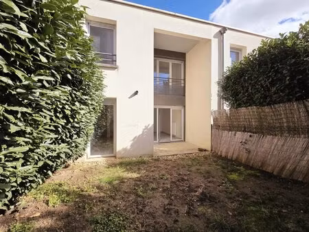 t3 en duplex avec jardin