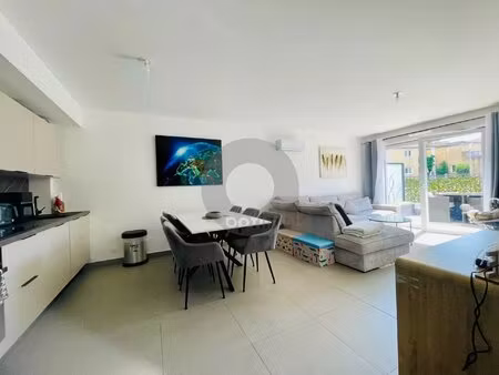 superbe 2 pieces avec terrasse/jardin