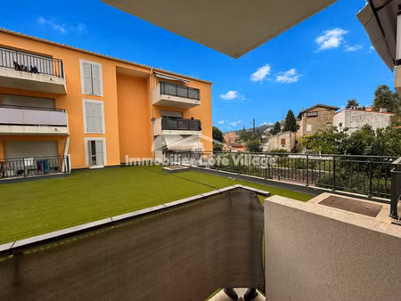 appartement 2 pièces 41m2 avec terrasse et parking