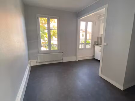 appartement type f2 - 30m2