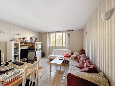 vitry-sur-seine – t3 idéalement situé  proche transports et commodités