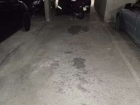 parking villeurbanne