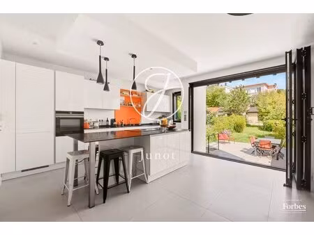 suresnes - mont valérien - maison à vendre - 216m² - 5 chambres - terrain 259m².