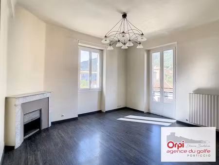 location appartement 3 pièces 73.85 m² à ajaccio (20000)  962 €