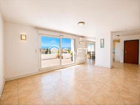 rare à illzach centre : attique lumineux avec immense terrasse panoramique