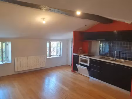 t1 bis - r+3 - hyper centre