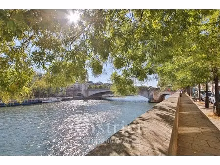 ile saint louis - appartement de 3/4 pièces de 120m² + chambre de service de 14m².