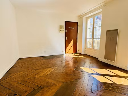 studio - rue sainte sophie - les prés