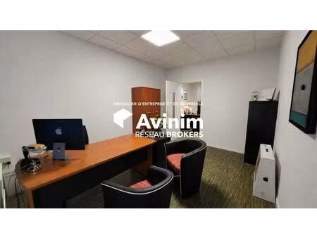 location commerce 33 m²