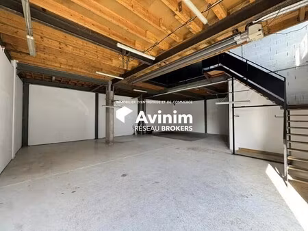 location entrepôt 272 m²