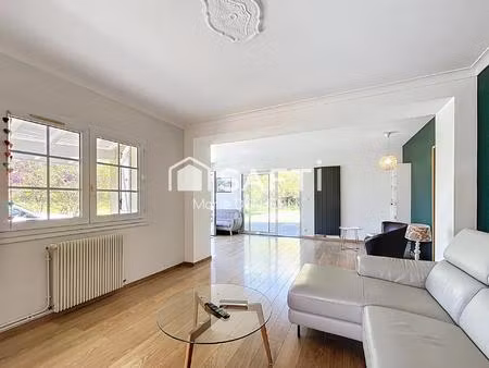 maison rénovée 160 m²  6 pièces – terrain 3750 m²
