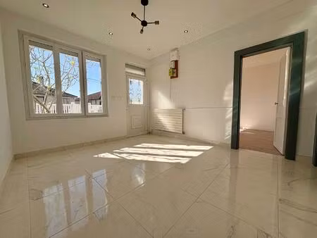 maison rénovée avec vie de plain-pied