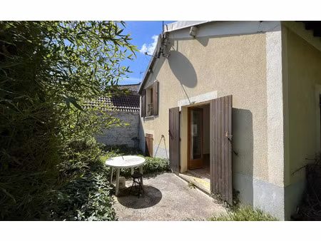 maison mandres-les-roses 72.63 m² t-4 à vendre  255 000 €