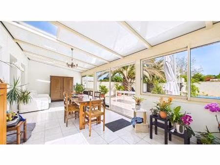 maison de plain-pied avec piscine au calme | la philaudrie