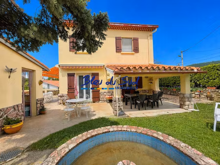 belle demeure familiale 5 chambres avec terrain paysager et vue