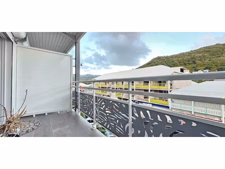 location appartement 2 pièces 55 m² à saint-martin (97150)  950 €