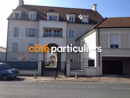 location parking 12 m² à montlhéry (91310)  55 €