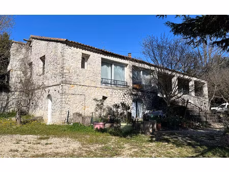 immeuble vaison-la-romaine 392 m² t-19 à vendre  570 000 €
