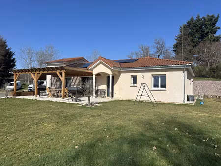 maison neuve avec vue et prestations de qualité