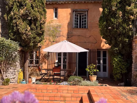 a vendre- charmante maison de village en pierre 245 m2 ha