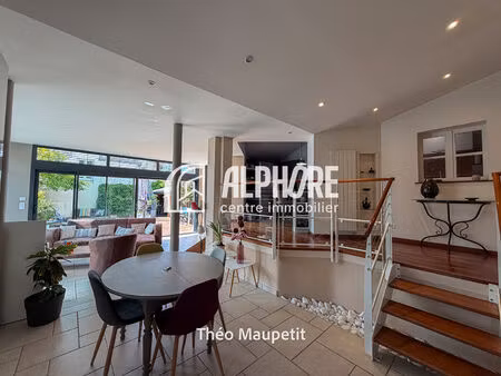 maison la roche sur yon 5 pièce(s) 124 m2