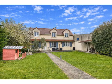 vente maison 6 pièces  150.00m²  ozoir