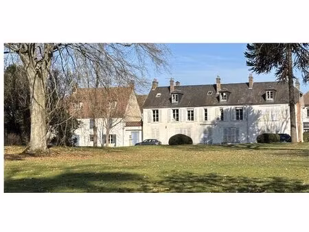 chaumont-en-vexin – town center – real-estate complex of over 4 hectares with id 288690054